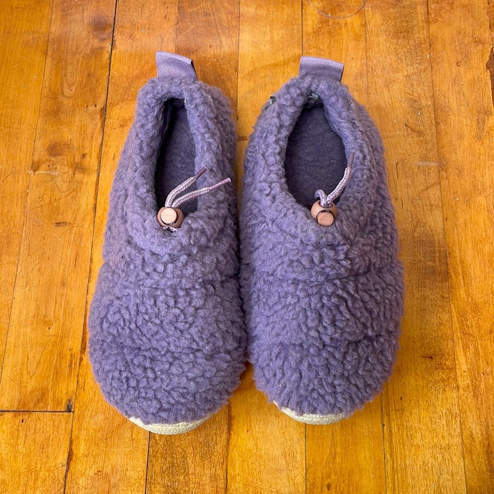 UO Sherpa hardsole slipper